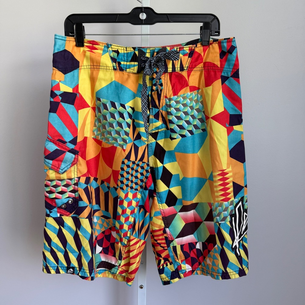 Reef Board Shorts Swim Trunks Geometric Multicolor Mens Size 32